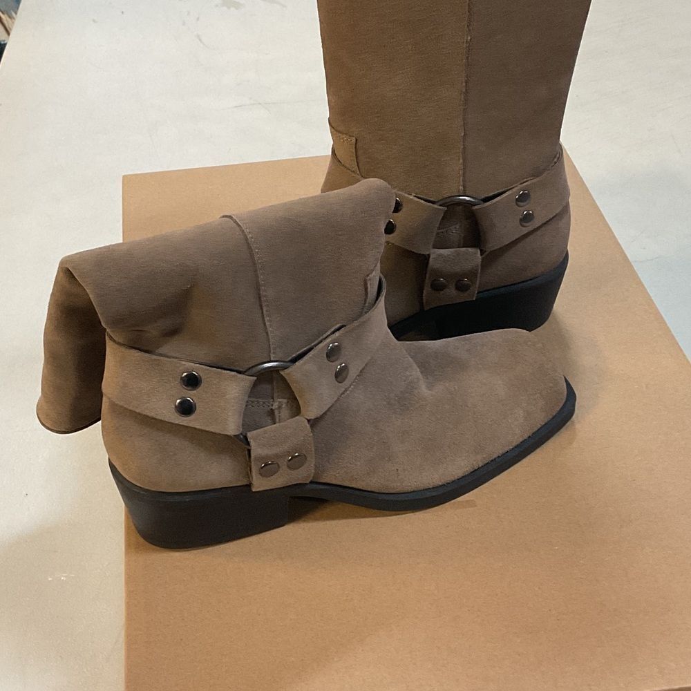Steve Madden Brown Combat Boots - Picture 3 of 5